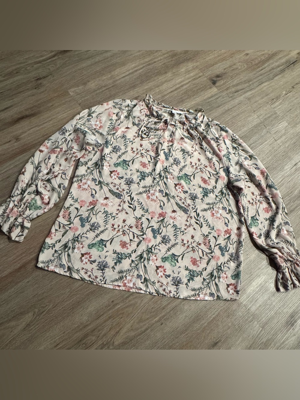 Women’s Light Pink Floral Long-Sleeve Peasant Blouse